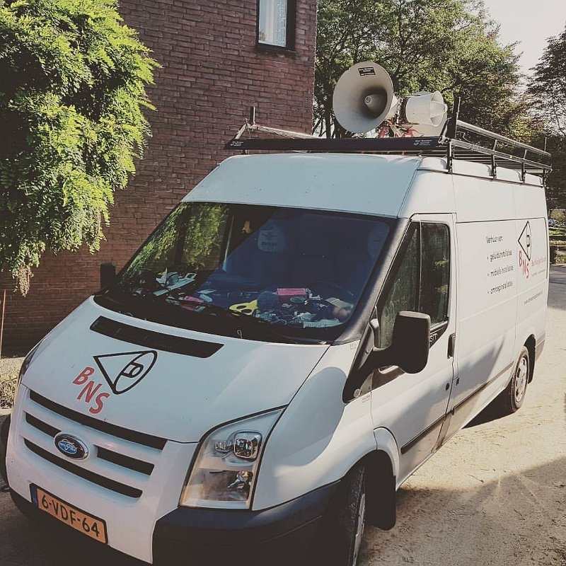 Mobiele geluidsinstallaties
